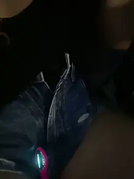 Snapshot of triz_prado chatting on 02/18/26, 12:28 triz prado online show from 02/18/26, 12:28