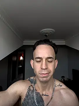 Snapshot of hazarcannn chatting on 04/12/26, 09:03 hazarcannn online show from 04/12/26, 09:03