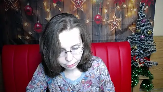 Snapshot of DaisyEdit chatting on 01/18/26, 06:28 DaisyEdit online show from 01/18/26, 06:28