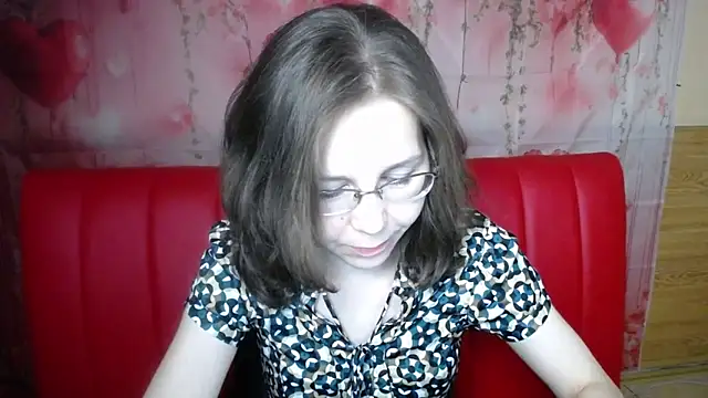 Snapshot of DaisyEdit chatting on 02/07/26, 06:17 DaisyEdit online show from 02/07/26, 06:17