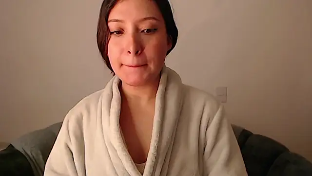 Snapshot of -Ivonny- chatting on 12/19/25, 09:55 -Ivonny- online show from 12/19/25, 09:55