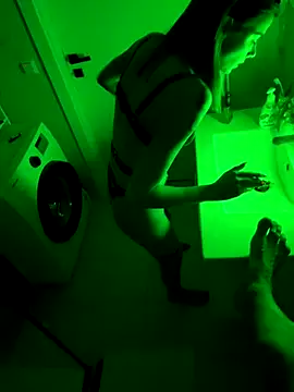 Snapshot of martme69 chatting on 12/21/25, 04:19 martme69 online show from 12/21/25, 04:19