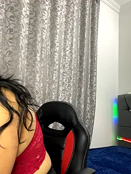 Snapshot of CATHA_EF chatting on 12/02/25, 08:15 CATHA EF online show from 12/02/25, 08:15