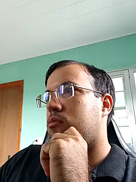 Snapshot of Silvakkfitk chatting on 02/19/26, 10:33 Silvakkfitk online show from 02/19/26, 10:33