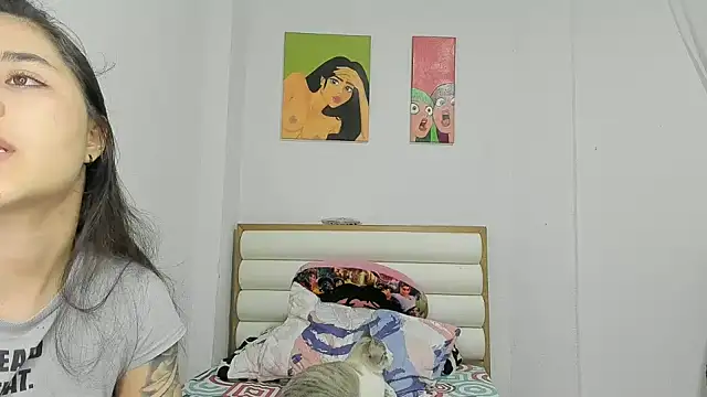 Snapshot of ROUS_SWEET_ chatting on 04/16/26, 05:30 ROUS SWEET online show from 04/16/26, 05:30