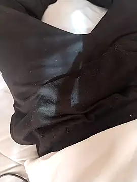 Snapshot of Yordivil1 chatting on 11/27/25, 08:55 Yordivil1 online show from 11/27/25, 08:55