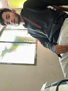 Snapshot of austindaddy69 chatting on 11/27/25, 07:21 austindaddy69 online show from 11/27/25, 07:21