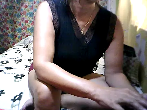 QueenGanda Palangga online show from 06/23/26, 05:16