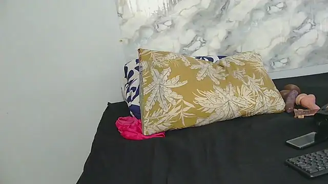 Snapshot of SexyZuluBarbie chatting on 05/28/26, 10:34 SexyZuluBarbie online show from 05/28/26, 10:34