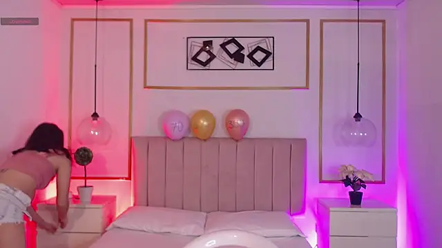 Snapshot of IsabellaCherryX chatting on 11/29/25, 03:53 IsabellaCherryX online show from 11/29/25, 03:53