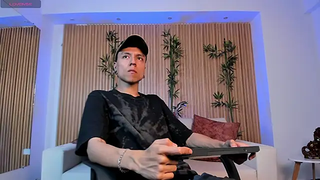 Bastthianxxx online show from 12/16/25, 07:08