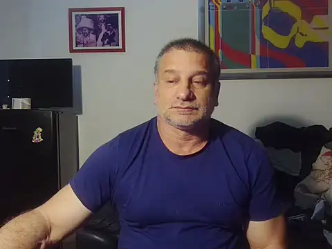 Snapshot of Mauro7788 chatting on 06/05/26, 01:28 Mauro7788 online show from 06/05/26, 01:28