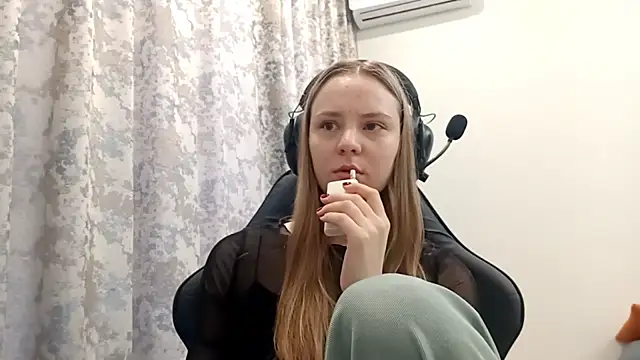 CrackShirker online show from 12/23/25, 06:11