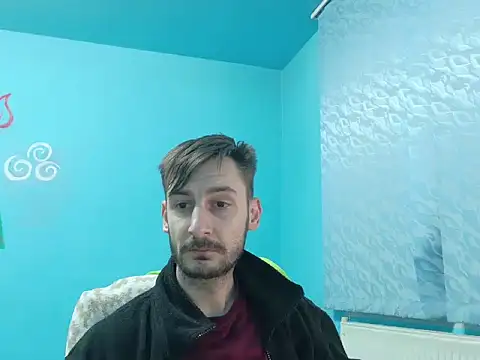 Snapshot of bigcockbignose chatting on 12/15/25, 12:04 bigcockbignose online show from 12/15/25, 12:04