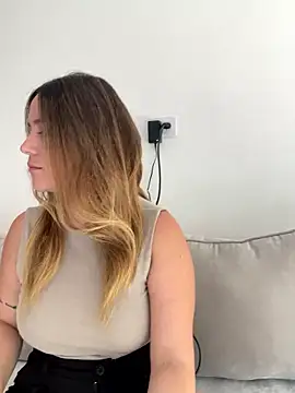 Snapshot of Nasss7 chatting on 01/15/26, 05:38 Nasss7 online show from 01/15/26, 05:38