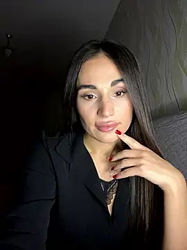 Snapshot of MonikaSi chatting on 01/08/26, 03:03 MonikaSi online show from 01/08/26, 03:03