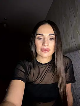 Snapshot of MonikaSi chatting on 01/12/26, 04:34 MonikaSi online show from 01/12/26, 04:34