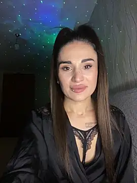 Snapshot of MonikaSi chatting on 02/04/26, 05:30 MonikaSi online show from 02/04/26, 05:30