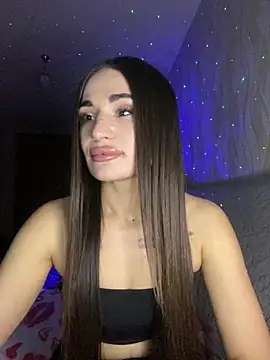Snapshot of MonikaSi chatting on 03/04/26, 06:14 MonikaSi online show from 03/04/26, 06:14