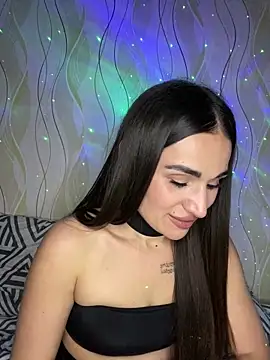 Snapshot of MonikaSi chatting on 03/22/26, 04:32 MonikaSi online show from 03/22/26, 04:32