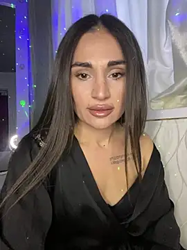 Snapshot of MonikaSi chatting on 04/05/26, 03:09 MonikaSi online show from 04/05/26, 03:09