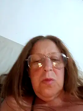 Snapshot of nikiarg chatting on 12/19/25, 06:09 nikiarg online show from 12/19/25, 06:09