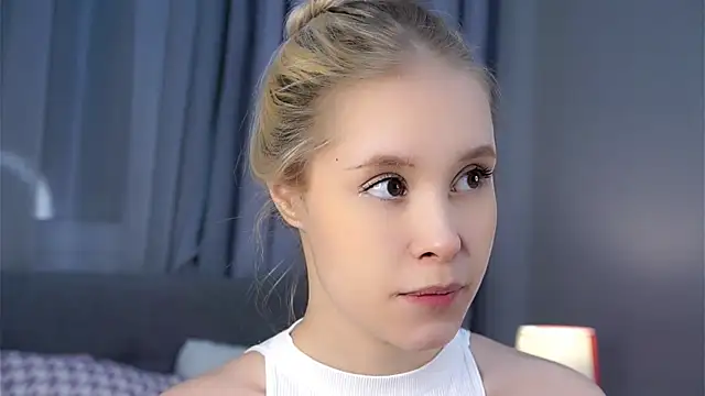 Snapshot of AunclreaVache chatting on 01/06/26, 01:15 AunclreaVache online show from 01/06/26, 01:15