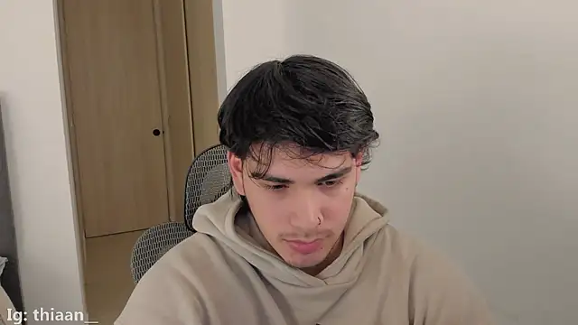 Snapshot of thiaann chatting on 12/04/25, 01:15 thiaann online show from 12/04/25, 01:15