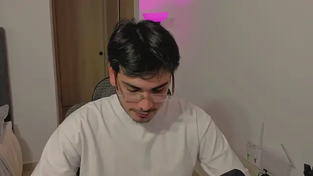 thiaann online show from 08/07/26, 12:23
