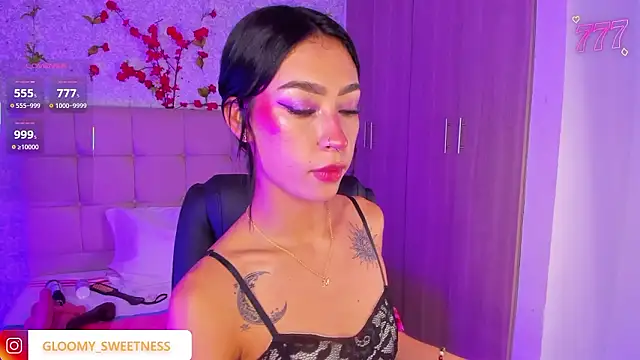 Snapshot of Ounla_Sweet chatting on 02/05/26, 02:33 Ounla Sweet online show from 02/05/26, 02:33