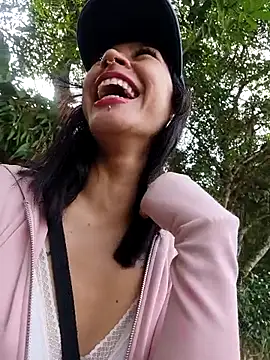 Ounla Sweet online show from 05/06/26, 12:21