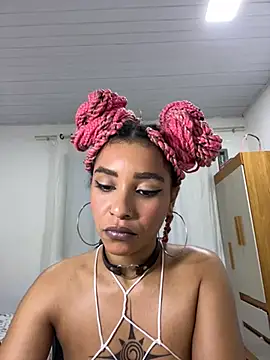 Lillith Bloom online show from 05/13/26, 04:37