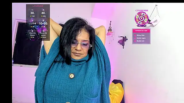 Snapshot of sweetCatallina chatting on 06/27/26, 12:10 sweetCatallina online show from 06/27/26, 12:10