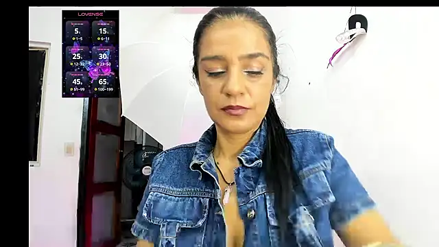 Snapshot of sweetCatallina chatting on 07/09/26, 10:08 sweetCatallina online show from 07/09/26, 10:08