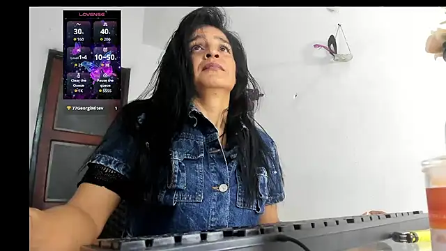 Snapshot of sweetCatallina chatting on 07/09/26, 10:14 sweetCatallina online show from 07/09/26, 10:14