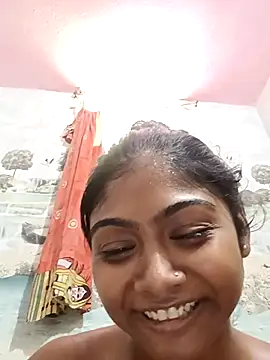 Cute diya023 online show from 04/24/26, 05:43