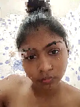 Cute diya023 online show from 05/13/26, 03:37