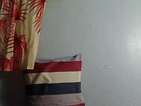 lovePussy Cat online show from 12/22/25, 12:24