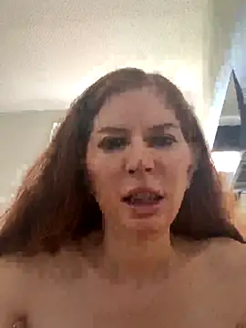 Snapshot of redheadangel_5 chatting on 11/28/25, 08:55 redheadangel 5 online show from 11/28/25, 08:55