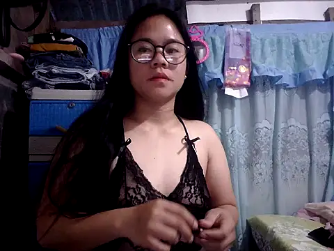 Snapshot of xxdreamgirl69 chatting on 04/21/26, 09:39 xxdreamgirl69 online show from 04/21/26, 09:39