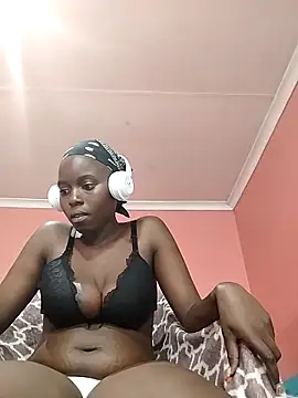 Snapshot of BlackJuicy_01 chatting on 12/15/25, 11:09 BlackJuicy 01 online show from 12/15/25, 11:09