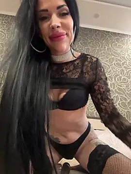 Snapshot of Sweet_little_gir chatting on 05/10/26, 04:45 Sweet little gir online show from 05/10/26, 04:45