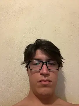 Snapshot of Victor01511 chatting on 02/26/26, 08:46 Victor01511 online show from 02/26/26, 08:46