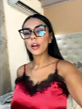 SofhiaTaylor online show from 01/09/26, 01:30