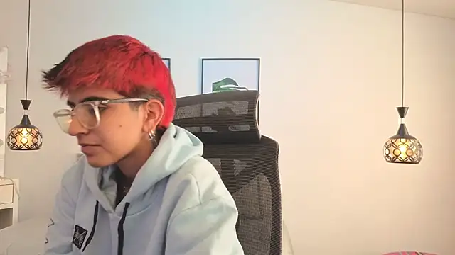 valeryevansvg online show from 11/29/25, 12:19