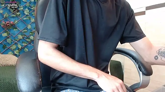 LucassSmith11 online show from 01/14/26, 12:00