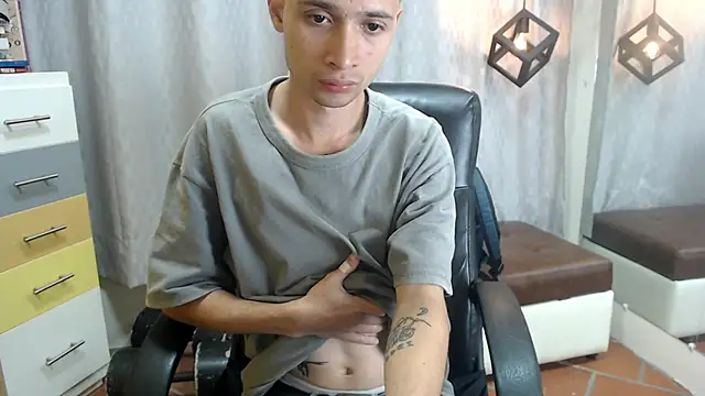 LucassSmith11 online show from 05/30/26, 03:36