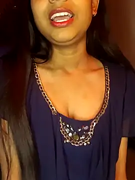 RESHMA01 online show from 11/30/25, 07:51