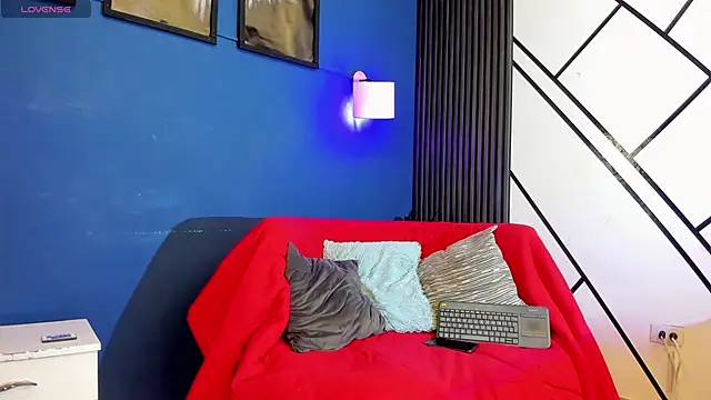 Snapshot of Sky_Rivers chatting on 12/02/25, 03:34 Sky Rivers online show from 12/02/25, 03:34