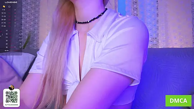 ElizzaBed online show from 12/01/25, 05:01